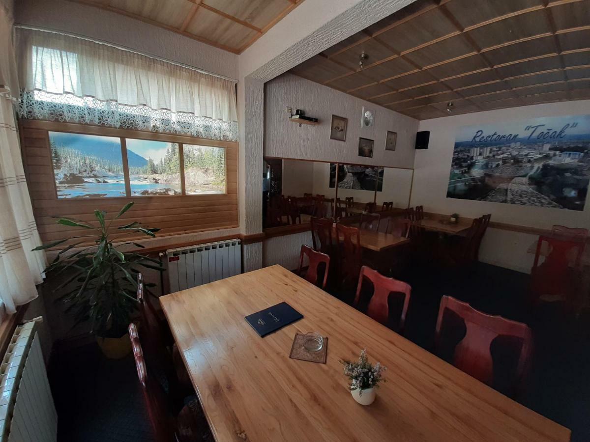Restoran I Sobe "Tocak" Acomodação com café da manhã Doboj Exterior foto